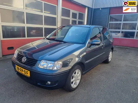 Volkswagen Polo 1.4 5-deurs AUTOMAAT- Zeer unieke auto !!!!!!!