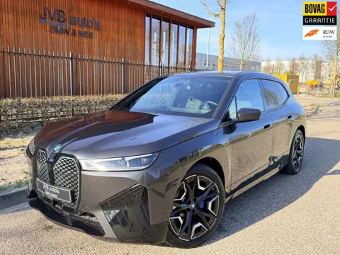 BMW IX XDrive50, 112 kWh, Sportpakket, trekhaak, H&K, Pano, leder