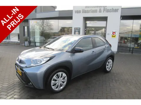 Toyota Aygo X 1.0 VVT-i S-CVT Play Automaat (bj 2025)
