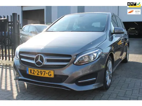 Mercedes-Benz B-klasse 180 Ambition LED Navi Trekhaak Cruise Clima!