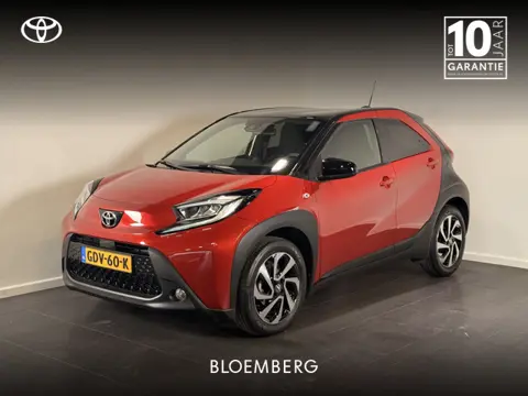 Toyota Aygo X 1.0 VVT-i S-CVT Pulse | Apple Carplay | Achteruitrij camera | Middenarmsteun |