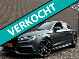 Audi A3 LIMOUSINE 1.8 TFSI | 3x S-Line | Matrix | Stoelverwarming