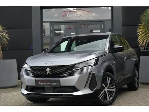Peugeot 3008 1.2 PureTech Allure Pack Business 131pk Navigatie/Trekhaak/Camera