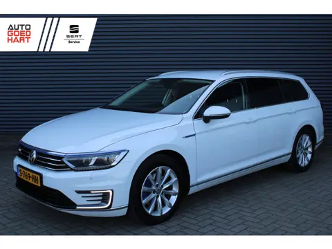 Volkswagen Passat Variant 1.4 TSI GTE Highline Leder/Alcantara Camera Elek-Trekhaak CarPlay