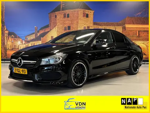 Mercedes-Benz CLA-klasse AMG 45 4Matic Aut Schaalstoelen Harman/Kardon Camera