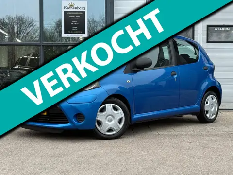 Toyota Aygo 1.0 VVT-i Now, NAP, AIRCO, APK