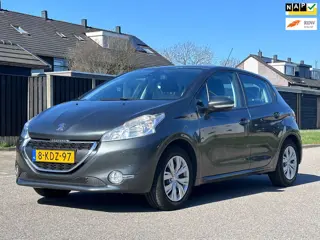 Peugeot 208 1.2 VTi Envy Navigatie*Cruise*Trekhaak*Dealer onderhouden*NAP*Clima*Parkeersensoren*