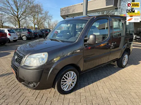Fiat Doblò 1.4 Dynamic, Airco, rolstoel auto, 4 persoons,