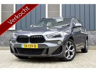 BMW X2 sDrive18i M-Sport Rijklaarprijs-Garantie Panoramadak Leder Sport interieur Led Camera Head-up