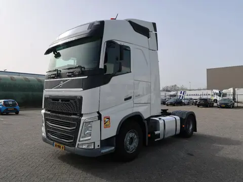 Volvo FH 460 4x2, Glob, 2 Tanks, ACC, TUV, NL truck, TOP!