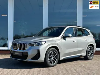 BMW X1 XDrive25e AUT. - M-Sport - Alcantara - Navi - Camera - Nieuwstaat