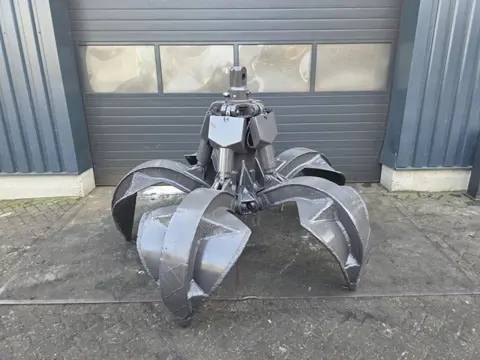 fuchs 800 liter poliepgrijper