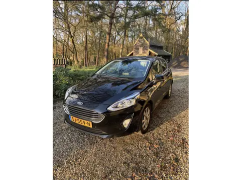 Ford Fiesta 1.5 TDCi Titanium.5 deurs,Nieuw model ! Eerste eig ! Nieuwstaat !!