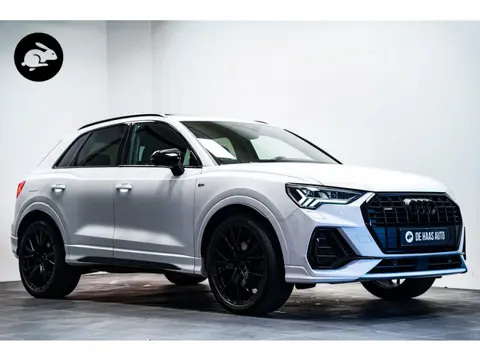 Audi Q3 40 TFSI quattro S-Line|Pano|Trekhaak|Leder|Camera