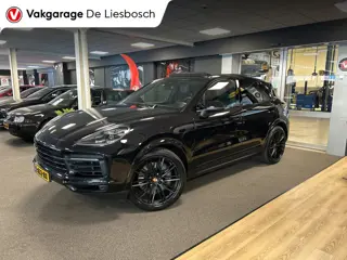 Porsche Cayenne 2.9 S / 444 pk / Pano / stoelen 14 voudig / Leder / Navigatie / Bose / camera / 22 i