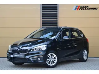 BMW 2 Serie Active Tourer 220i Centennial High Executive * Head-up * LED * Panoramadak * Lichtpakket