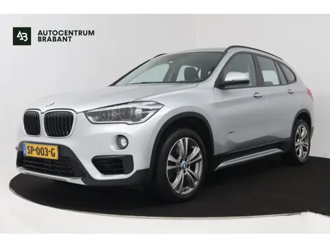 BMW X1 SDrive20i Executive (NL-auto, Goed OnderH, Navi, Sportstoelen, Led, Climate Con, Parkeersenso