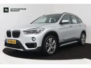 BMW X1 SDrive20i Executive (NL-auto, Goed OnderH, Navi, Sportstoelen, Led, Climate Con, Parkeersenso