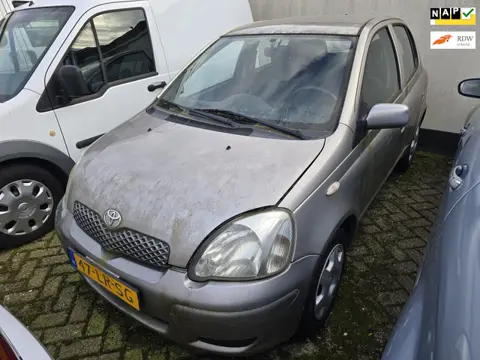 Toyota Yaris 1.0 VVT-i Sol MMT AUTOMAAT DEFECT | AUTO RIJDT NIET |