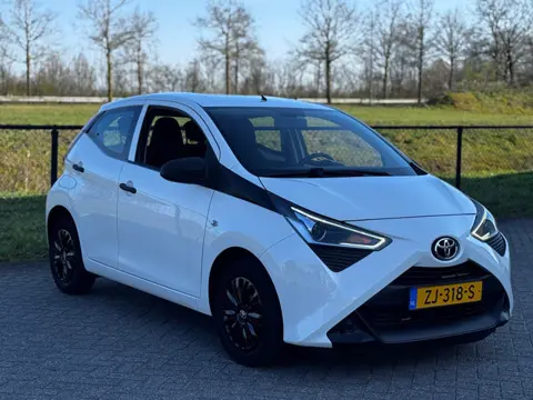 Toyota Aygo 1.0 VVT-i x-fun+Airco+Cruise+BT+NAP