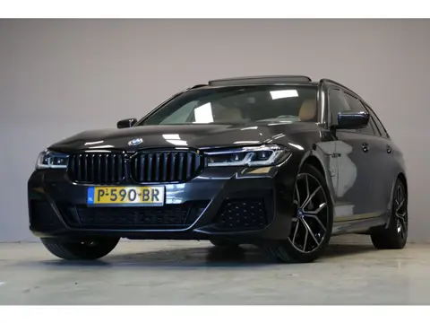 BMW 5-serie Touring 520e M Sport Business Edition Plus |Panorama|
