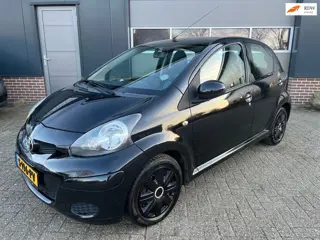 Toyota Aygo 1.0-12V Access-Carplay-5DRS-Airco-4Season!