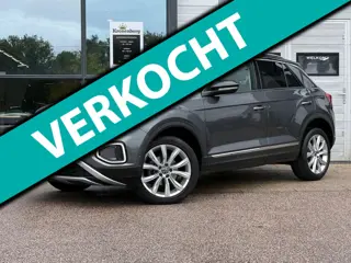 Volkswagen T-ROC 1.5 TSI R-Line Business| CARPLAY| NAP| CAMERA