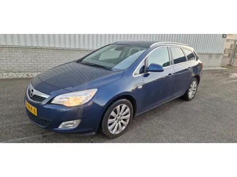 Opel Astra Sports Tourer 1.4 Turbo Cosmo