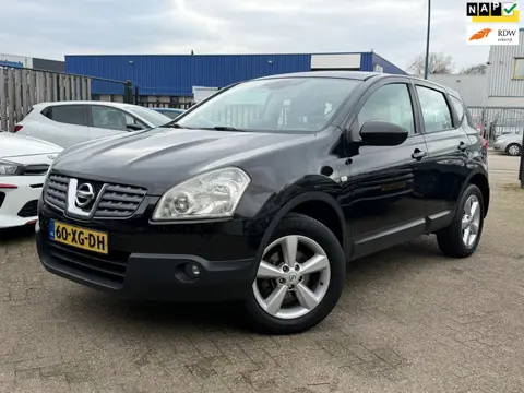 Nissan Qashqai 2.0 Tekna Premium 4WD / Pano / Camera / Trekh.