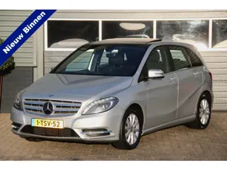 Mercedes-Benz B-Klasse 180 Ambition 1e Eigenaar | NL Auto | Panoramadak | Navi | Bi-Xenon | PDC | Ai