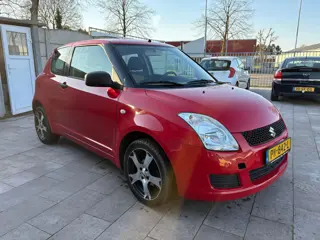 Suzuki Swift 1.3 Base