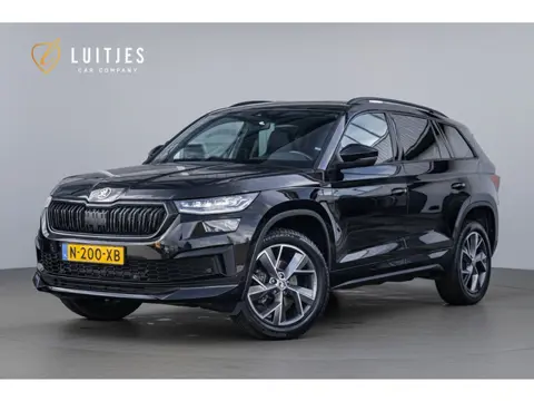 Skoda Kodiaq 1.5 TSI Sportline DSG7|Black-line|Stoelmemo|Trekhaak|Carplay|ACC|NL-auto|Dealer-onderho