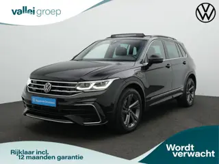 Volkswagen Tiguan 1.4 TSI eHybrid 245 pk DSG R-Line | Panoramadak | IQ Light | Stuur-/stoelverwarmin