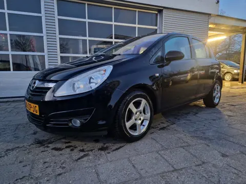 Opel Corsa 1.4-16V Enjoy