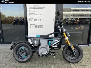 BMW Bromscooter CE 02 Launch Edition (bj 2024, automaat)