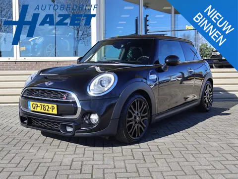 Mini Mini 2.0 COOPER SD 170 PK DIESEL AUT. ORIG. NL + PANORAMA | HEAD-UP | CAMERA | 18 INCH LMV