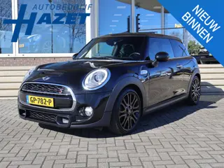 Mini Mini 2.0 COOPER SD 170 PK DIESEL AUT. ORIG. NL + PANORAMA | HEAD-UP | CAMERA | 18 INCH LMV