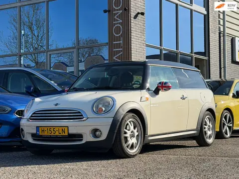 Mini Mini Clubman 1.6 Cooper - PANORAMADAK - HALF LEER