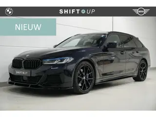 BMW 5-serie Touring 530e xDrive M-Sport | Panoramadak | M-Stoelen | CoPilot | Harman Kardon
