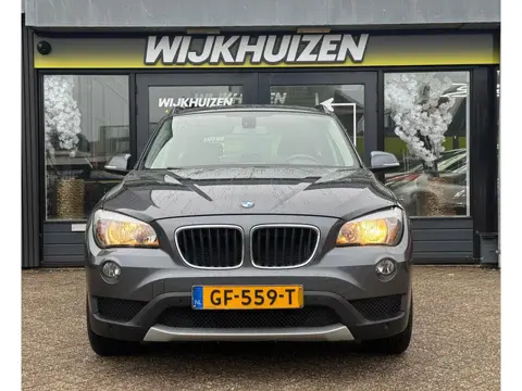 BMW X1 sDrive18i Executive Automaat met Climate Carplay Unieke km stand