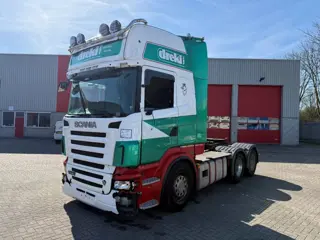 Scania R620-V8 / ENGINE RUNNING / RETARDER / 6X4 / FULL-AIR / LEATHER / FRIDGE / AUTOMATIC / EURO-4 