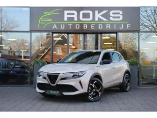 Alfa Romeo Junior 1.2 Turbo Hybrid Ibrida Speciale