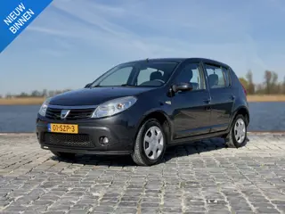 Dacia Sandero 1.2 Lauréate|Airco|Trekhaak|D-riem vervangen