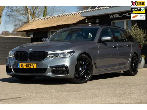 BMW 5-serie Touring 530i High Executive I M-Sport I Pano I Dealer onderhoud I Nap I Sportremmen I