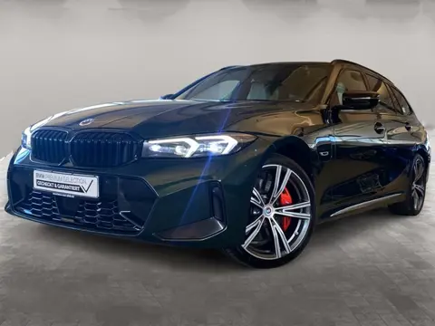 BMW 3 Serie Touring 330e M-SPORT (LCi) ** INDIVIDUAL, FULL OPTIONS, o.a. IND. LEDER, TREKH, 19-inch 