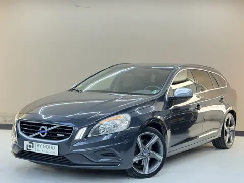 Volvo V60 2.0 R-design D3, 136Pk, 2012, Trekhaak, Navigatie, Parkeersensoren, Cruise control, Climat
