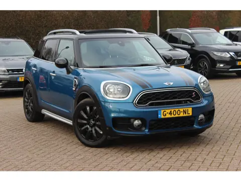 MINI Countryman 2.0 Cooper D Chili / Trekhaak / Panoramadak / Head-up / Leder / Harman Kardon / 18''