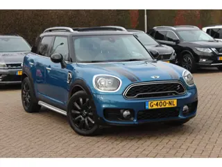 MINI Countryman 2.0 Cooper D Chili / Trekhaak / Panoramadak / Head-up / Leder / Harman Kardon / 18''