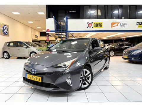 Toyota Prius 1.8 Executive Bovag Garantie (bj 2016)