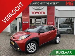 Toyota Aygo X 1.0 VVT-i MT First Edition | Airco | Camera | Stoelverwarming | Privacy glass